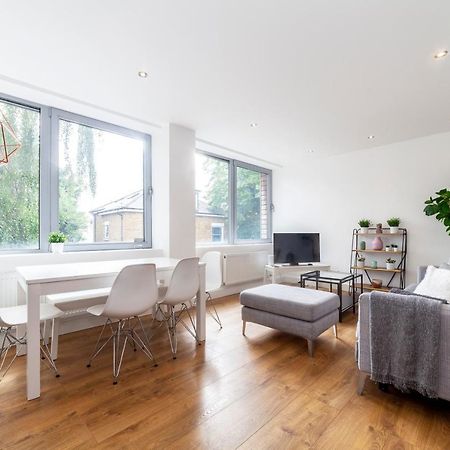 Modern And Bright 2 Bdr Flat In Clapham Common Διαμέρισμα Λονδίνο Εξωτερικό φωτογραφία