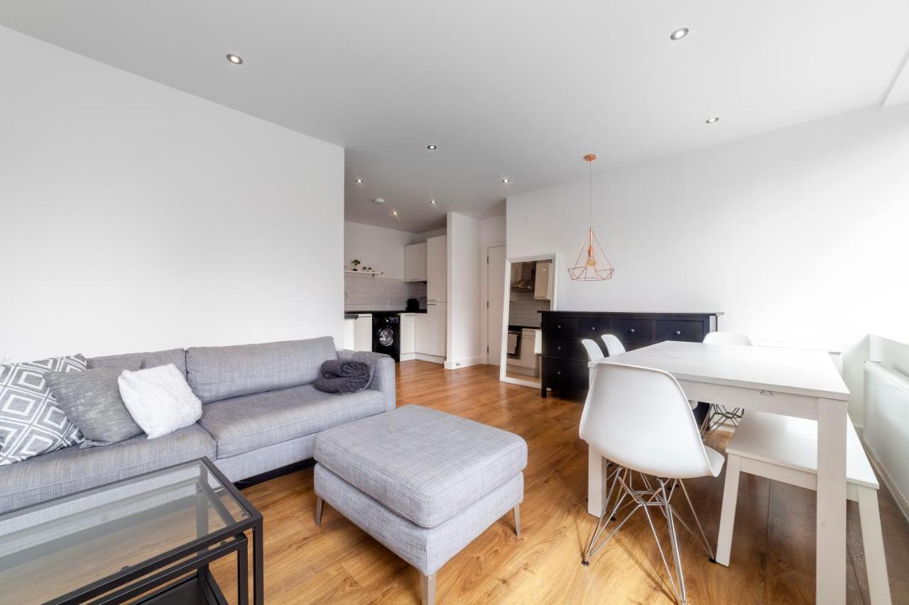 Modern And Bright 2 Bdr Flat In Clapham Common Διαμέρισμα Λονδίνο Εξωτερικό φωτογραφία
