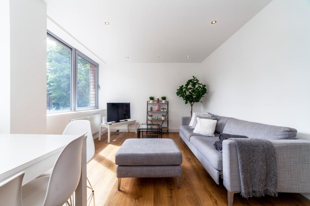 Modern And Bright 2 Bdr Flat In Clapham Common Διαμέρισμα Λονδίνο Εξωτερικό φωτογραφία