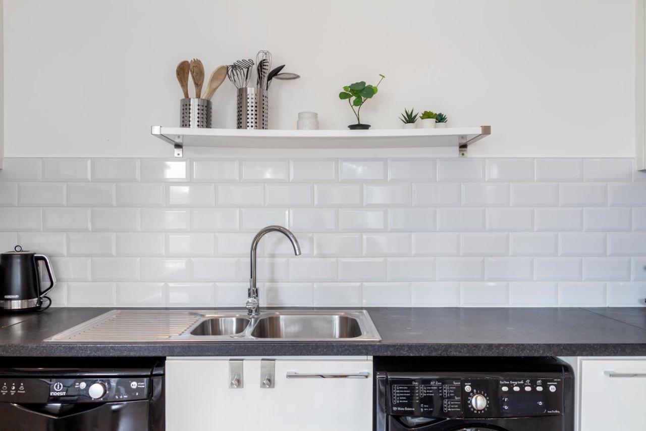 Modern And Bright 2 Bdr Flat In Clapham Common Διαμέρισμα Λονδίνο Εξωτερικό φωτογραφία
